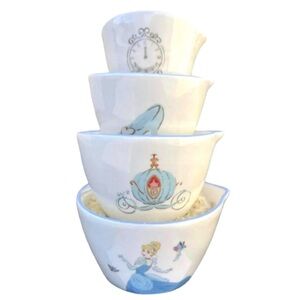 Disney Rae Dunn Princess Cinderella Measuring Cups
Set of 4 New HTF Collectors
